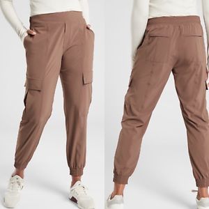 Athleta Chelsea Cargo Jogger